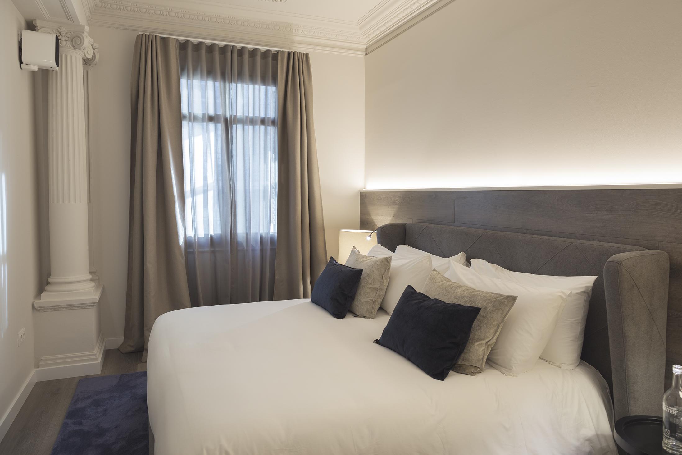 Casagrand Luxury Suites Barcelona Buitenkant foto